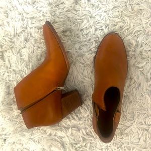 Madewell leather booties (size 9)